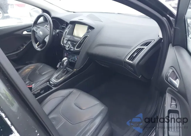 1FADP3J29FL247710: 44055379