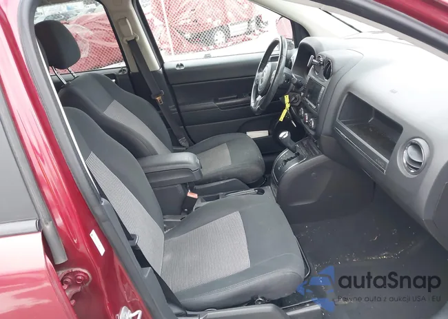 1C4NJCEB0CD539617: 44055413