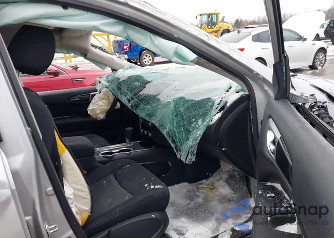 5N1DR2MN1HC687052: 44055442