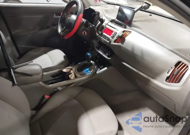 KNDPBCAC3E7554568: 44056644