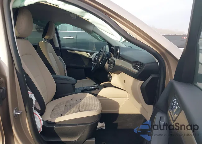 1FMCU9BZXMUA08196: 44056666