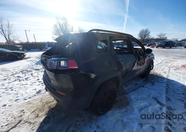 1C4PJMBX1KD167671: 44056702