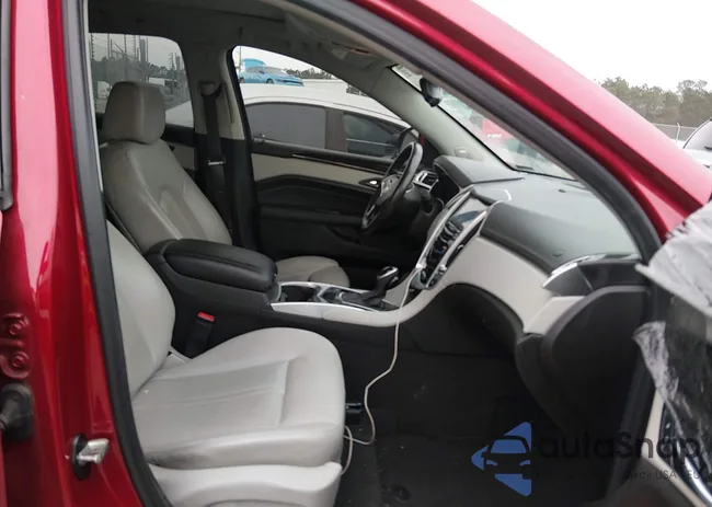 3GYFNEE36GS517845: 44056748