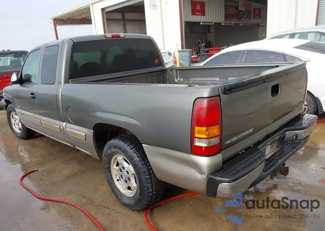 2GCEC19T021361610: 44057117