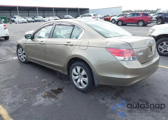 1HGCP26809A008058: 44057182