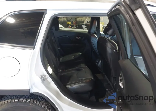 1C4PJMCS3FW588868: 44057201