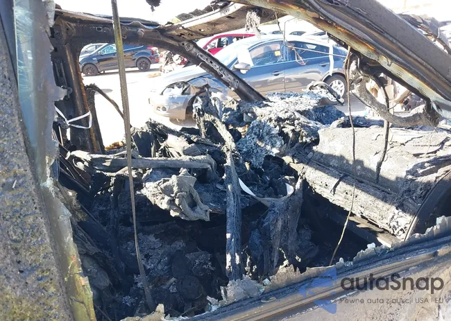 1FMJU1HT9JEA68018: 44056218