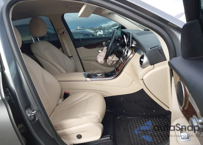 WDC0G4JB0HF146064: 44056342