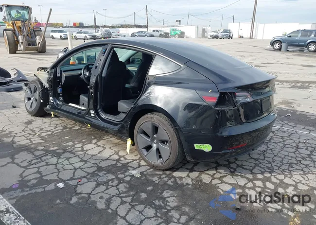 5YJ3E1EA9PF555384: 44056398