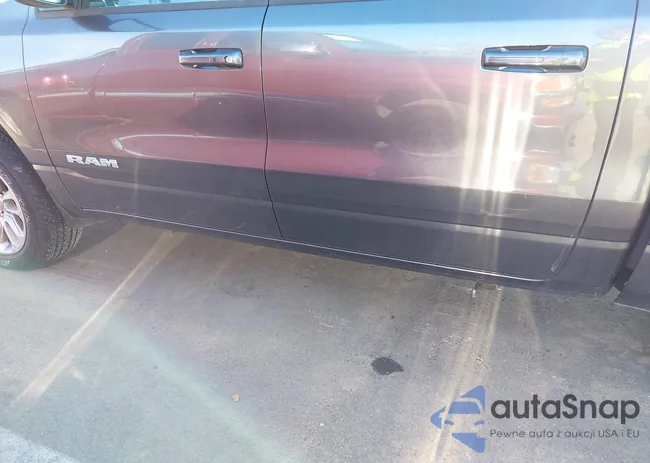 1C6SRFJT0RN112489: 44056458