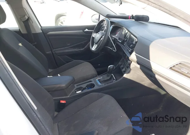 3VWC57BU5KM222585: 44056475