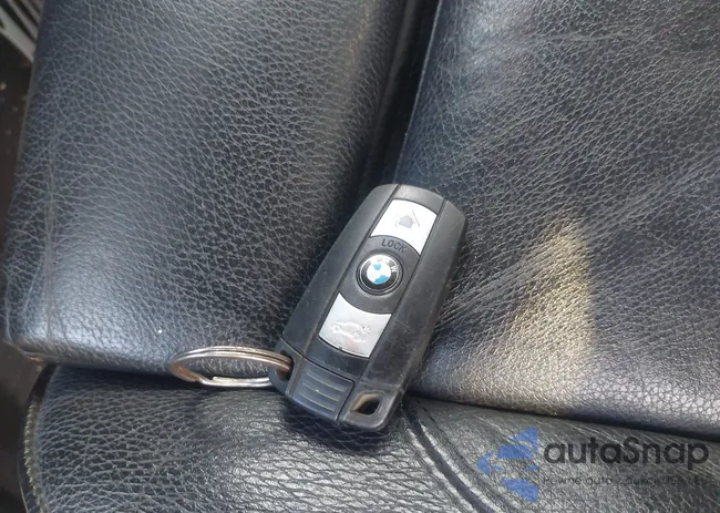 WBAKG1C57DJ217933: 44056557