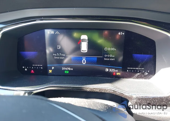 3VWBM7BU9PM011136: 44057775