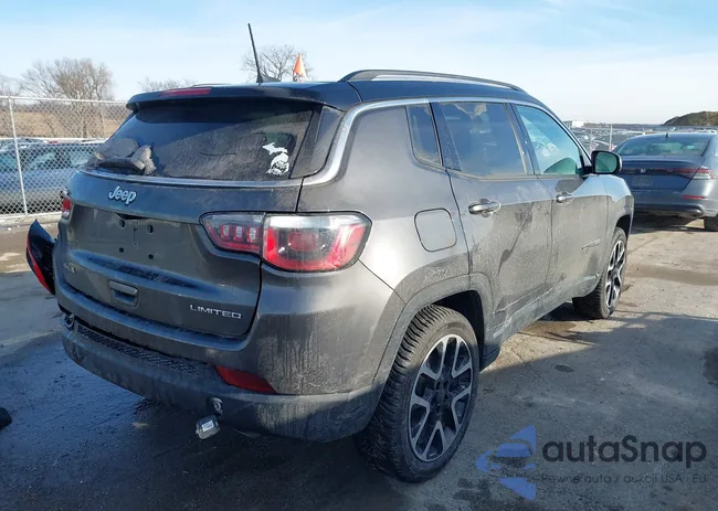 3C4NJDCB1JT342780: 44057784