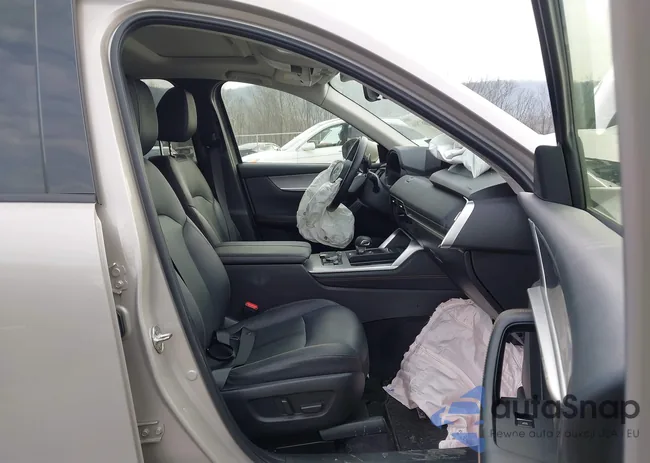 JM3KKCHD8R1107999: 44057806