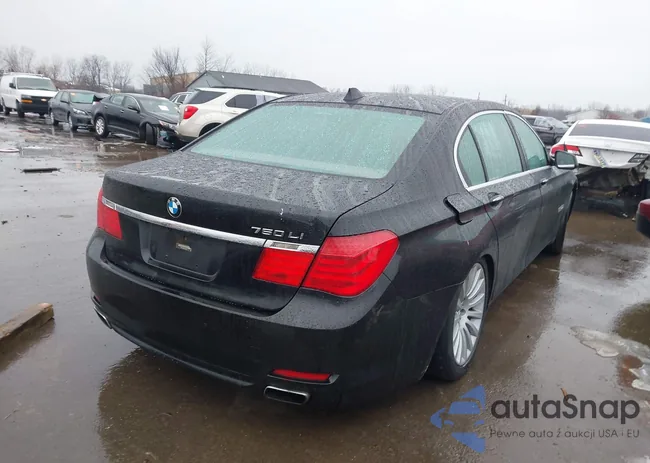 WBAKC8C58CC436276: 44057846