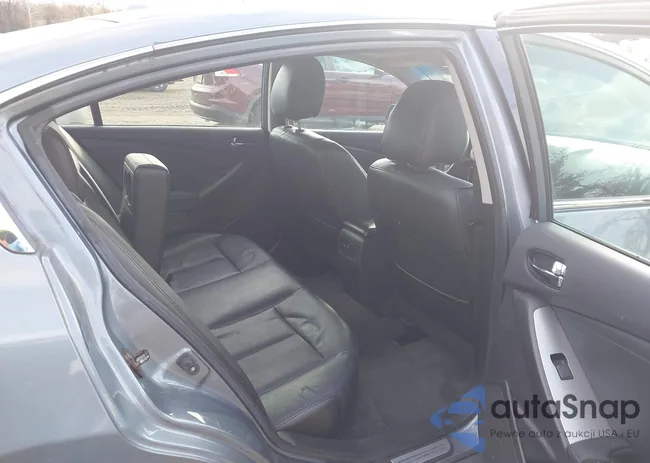 1N4AL2AP4AN547513: 44057887