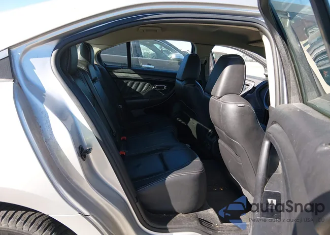 1FAHP2EW8BG159498: 44057968