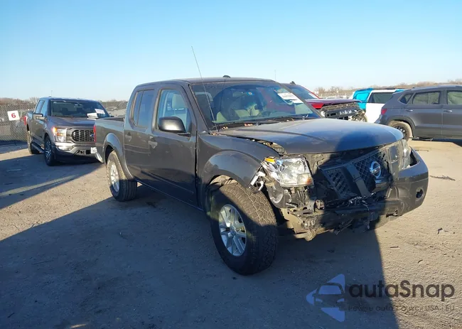 1N6AD0ER3FN742238: 44058015