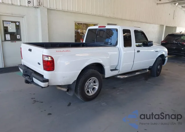 1FTYR44UX4PA14921: 44058058