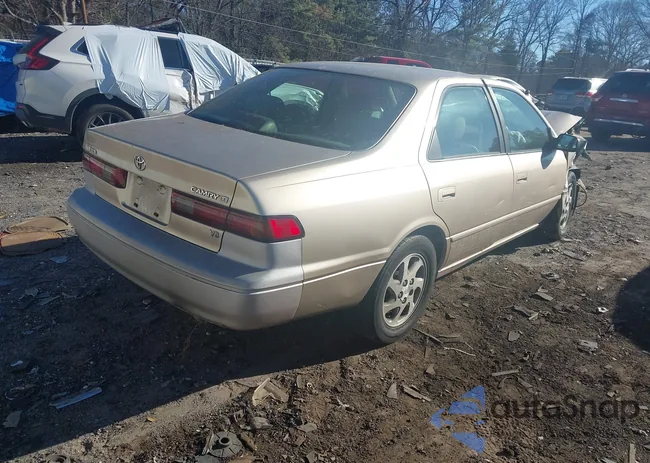 JT2BF22K0W0117662: 44057231