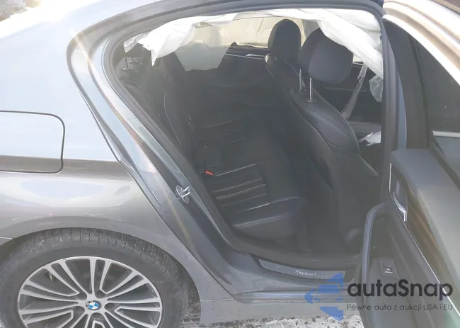 WBAJE7C36HG889293: 44057350