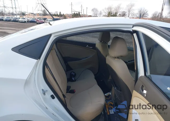 KMHCT4AE8DU398106: 44057393