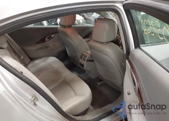 1G4GD5EG0AF205981: 44057522