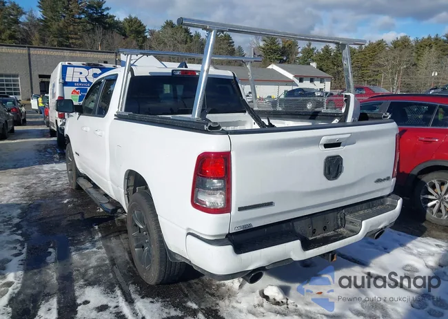 1C6SRFBT2NN351552: 44057528