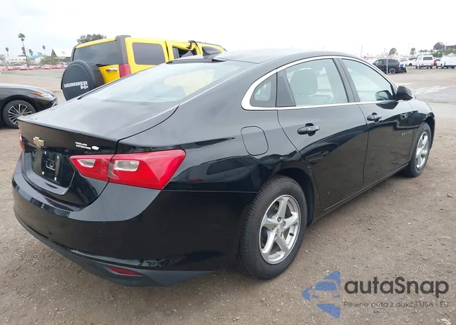 1G1ZB5ST4HF145551: 44057529