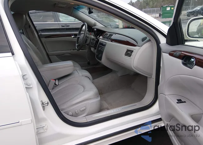 1G4HC5EM7BU124793: 44057563