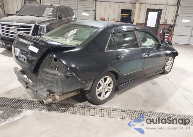 1HGCM563X6A148564: 44057565