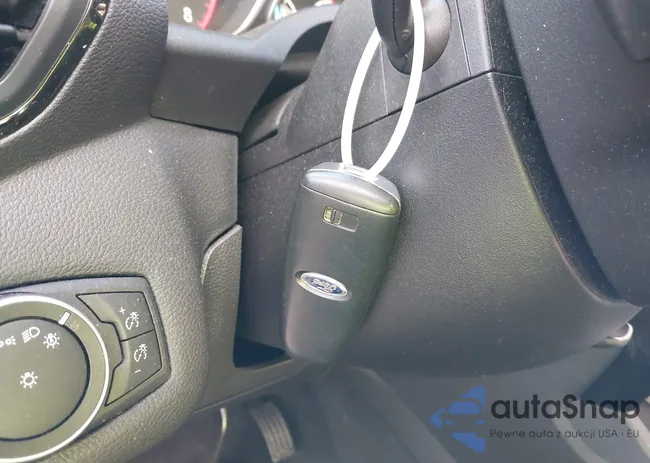 1FMCU0J9XHUD85355: 44058629