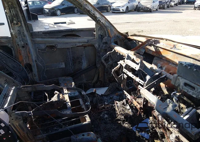 3C6UR5CJ1HG744312: 44058748