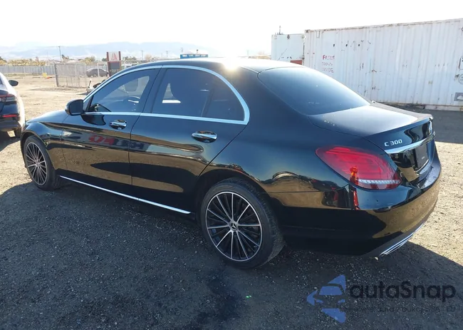 W1KWF8DB9MR644297: 44058834