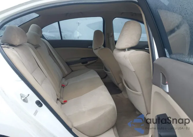 1HGCP2F33A030063: 44058840