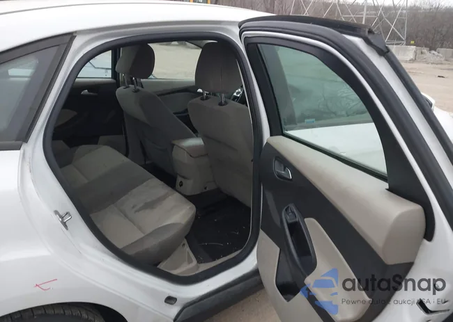 1FADP3F29DL156989: 44059000