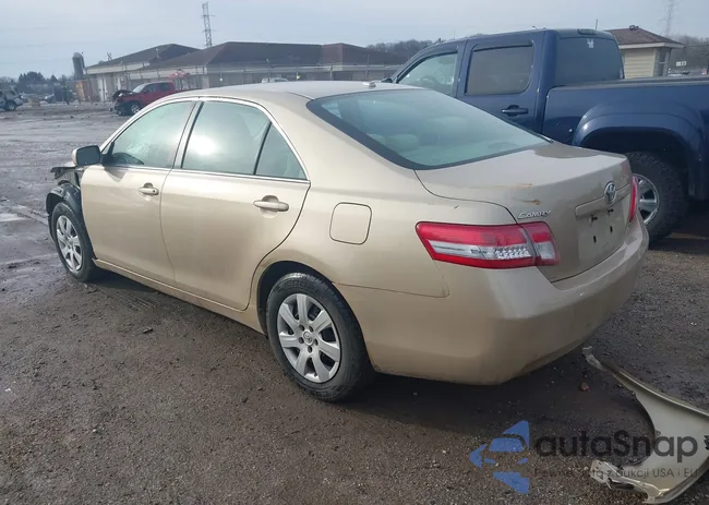 4T1BF3EK2BU605812: 44059032