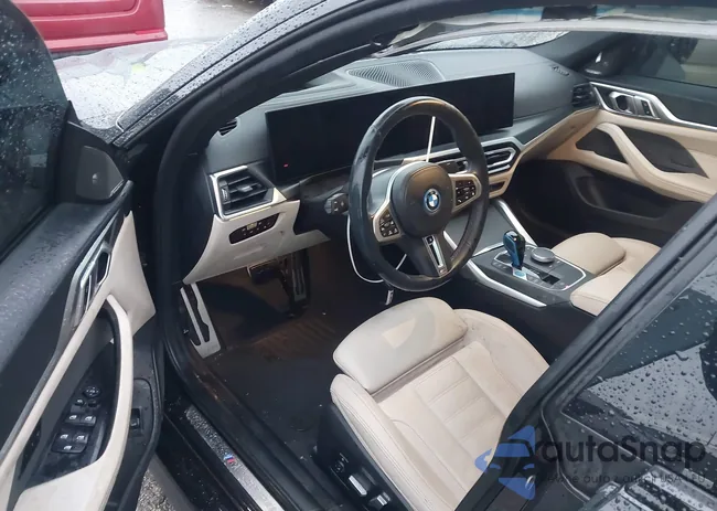 WBY33AW00NFN13317: 44059125