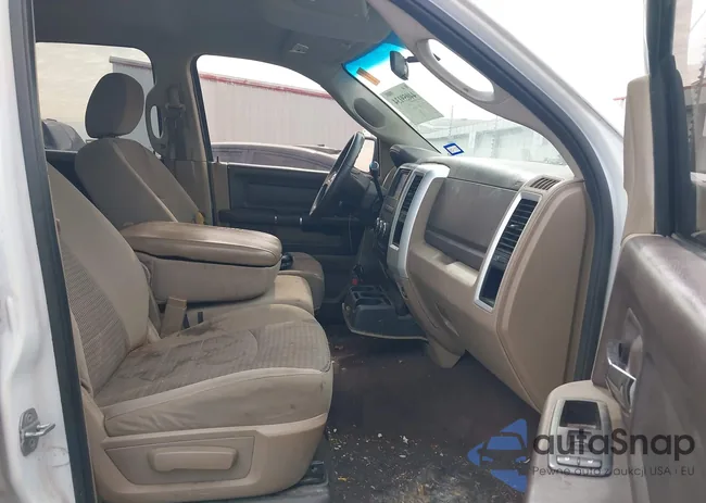 1D7RB1GPXAS138229: 44059134