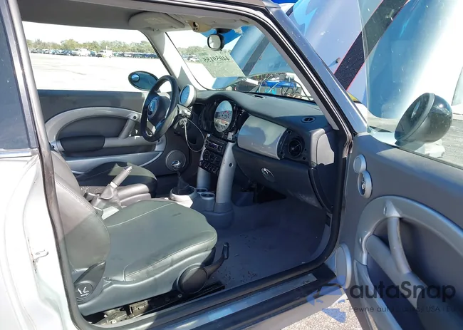 WMWRC33413TC38764: 44059155