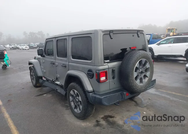 1C4HJXEG6JW246581: 44059213