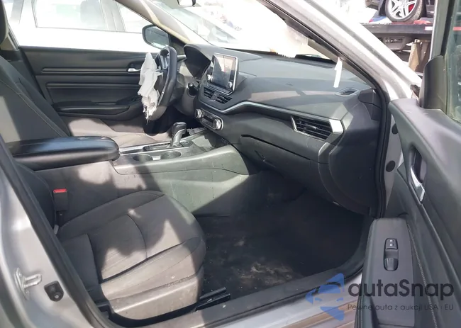 1N4BL4BV4KC124585: 44058425