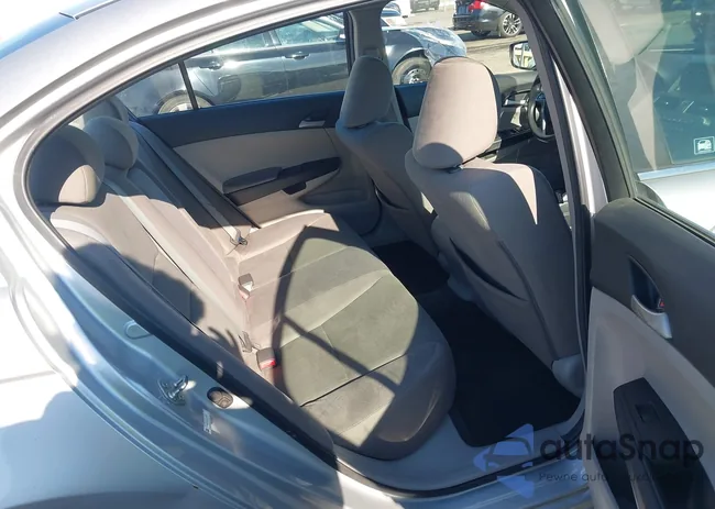 1HGCP2F34CA225480: 44059686