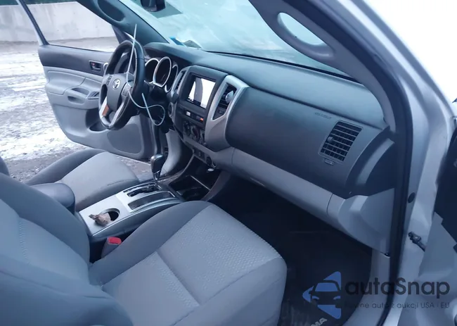 3TMLU4EN3CM089870: 44059812