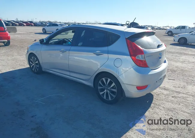 KMHCU5AE2FU225591: 44059831