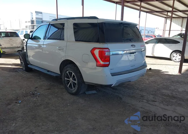 1FMJU1HT8MEA44152: 44059861