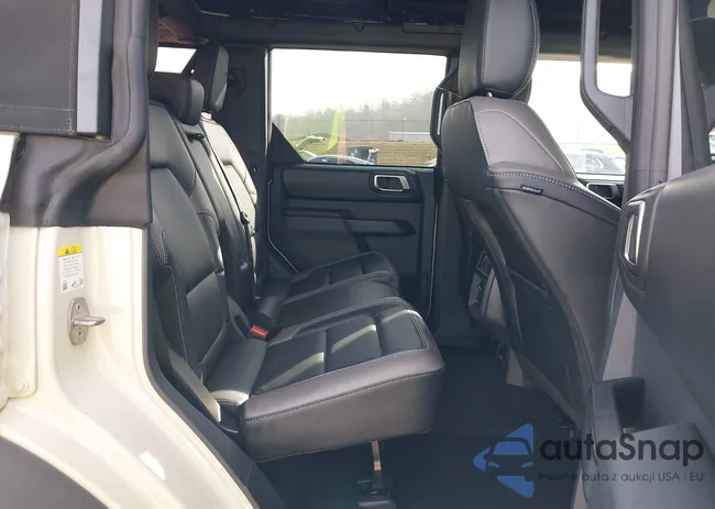 1FMEE8BH3SLB52618: 44059930