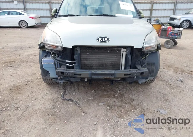 KNDJT2A26B7313720: 44059976