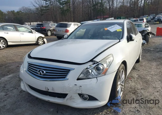 JN1CV6AP2DM724755: 44060178